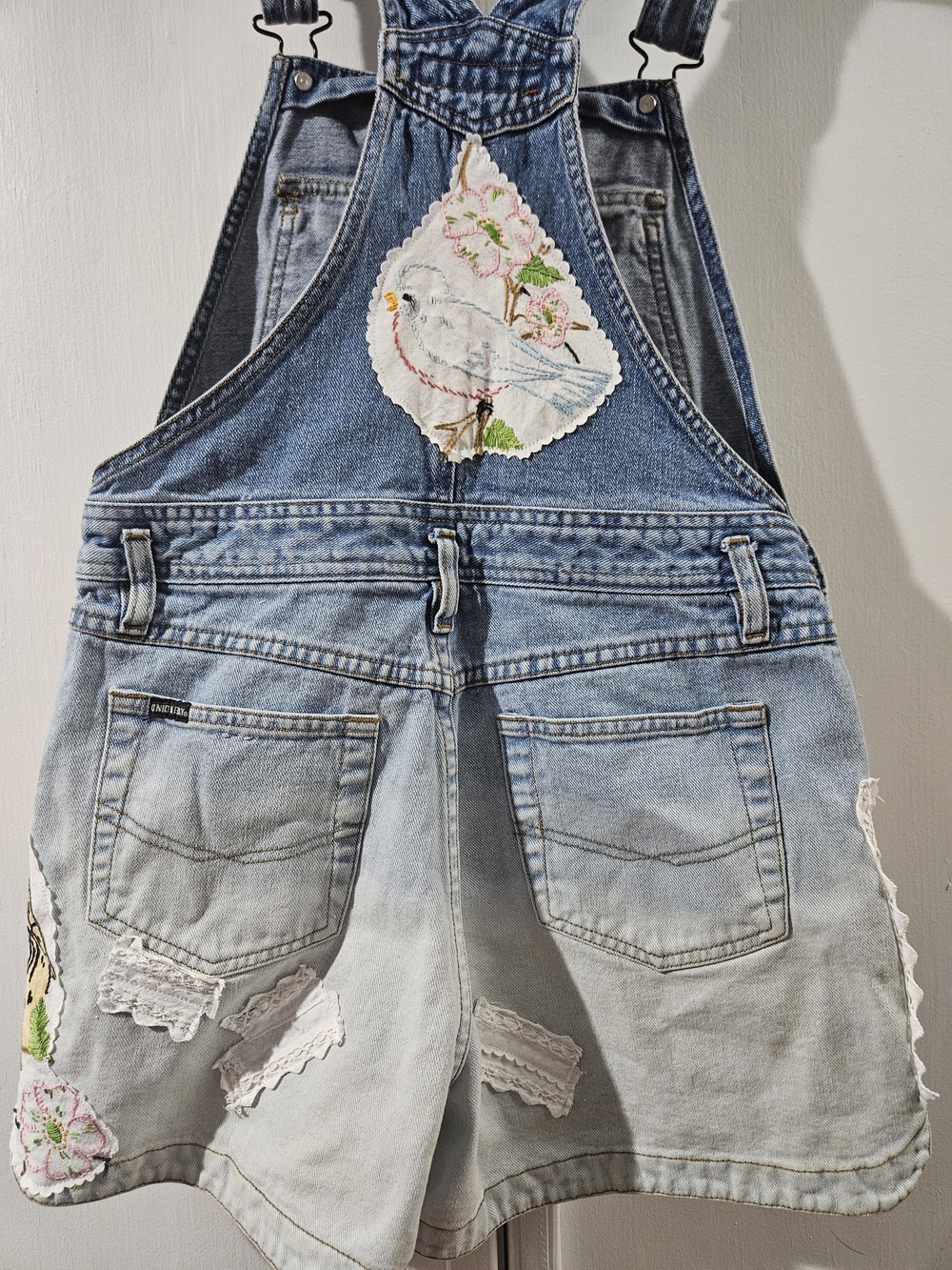 UNIONBAY Distressed Blue Denim Women’s Short Overalls with Embroidered Birds - Picture 11 of 15